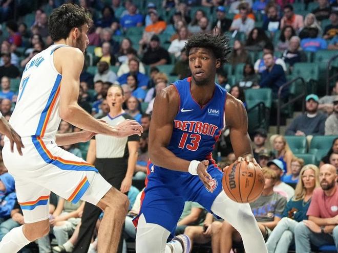 在任何足球 在任何足球