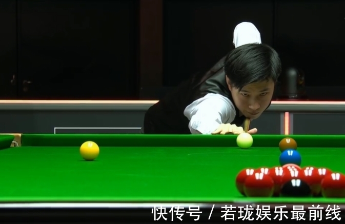 体育产业正 体育产业正